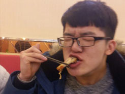 乌伊岭烧烤加盟,学烧烤技术,开烧烤店多少钱疯狂烤翅
